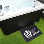 Luxuryhub *